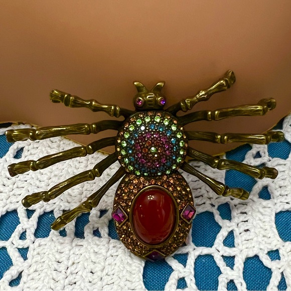 Heidi Daus carnelian vintage spider 🕷 pin EUC - Picture 3 of 12